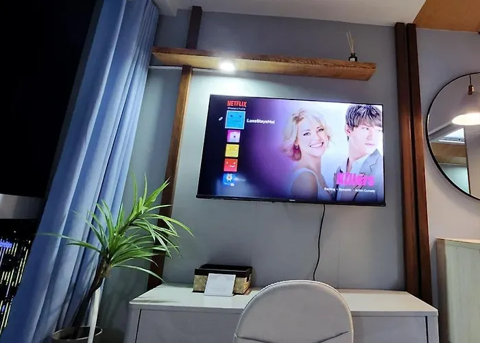 Apartamento Luxestaysmnl Coastal Chic Netflx 380mbps Pool Bgc Manila