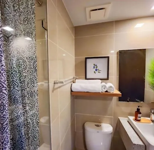 Apartamento Luxestaysmnl Coastal Chic Netflx 380mbps Pool Bgc *