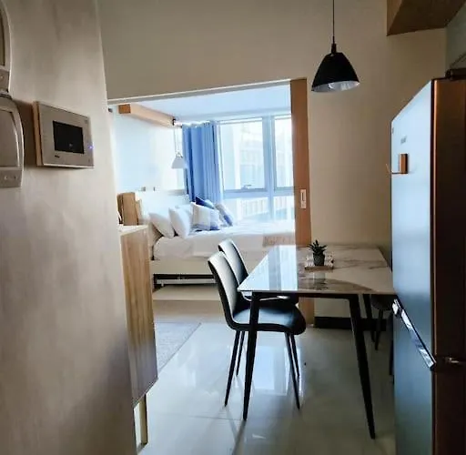 Apartamento Luxestaysmnl Coastal Chic Netflx 380mbps Pool Bgc Manila