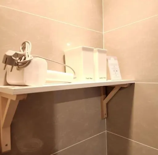 Luxestaysmnl Coastal Chic Netflx 380mbps Pool Bgc * Manila