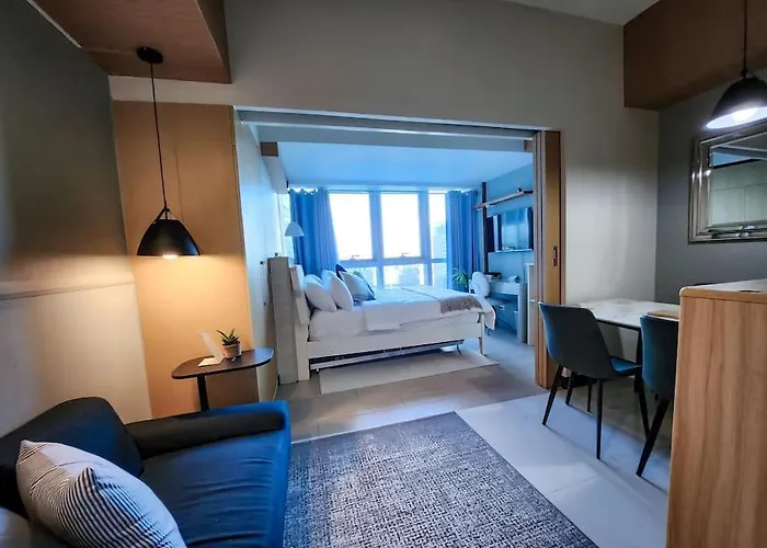 Apartamento Luxestaysmnl Coastal Chic Netflx 380mbps Pool Bgc Manila