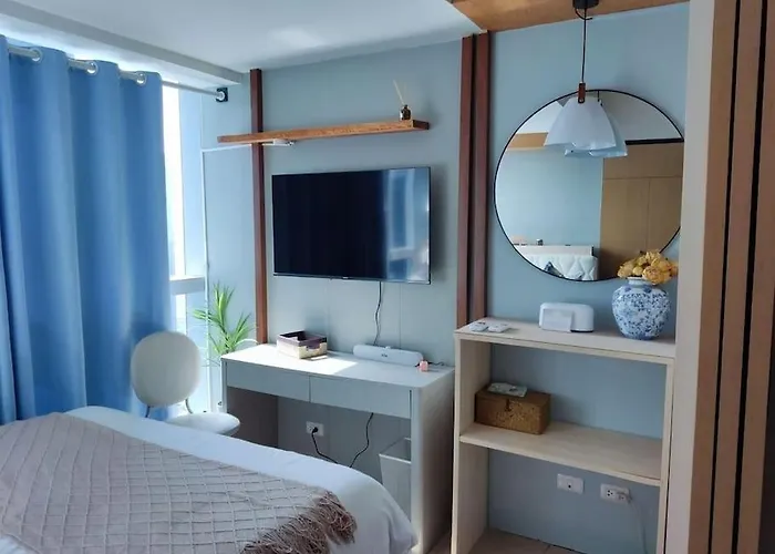 Luxestaysmnl Coastal Chic Netflx 380mbps Pool Bgc